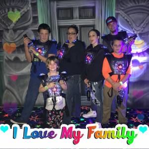 Meet your Posher, Kandise